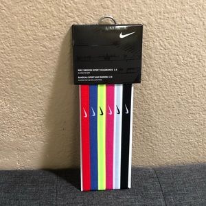NWT Nike Swoosh Sport Headbands